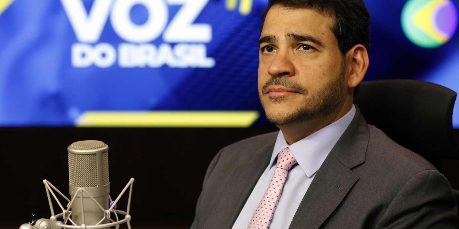 em-artigo-no-ny-times,-jorge-messias-defende-stf-e-soberania-do-brasil