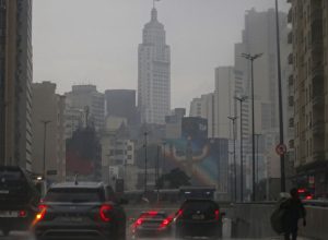 sao-paulo-tem-chuva-e-risco-de-alagamentos-no-fim-de-semana