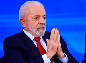 com-bencao-de-lula,-petistas-condenados-no-mensalao-querem-vaga-na-camara-em-2026