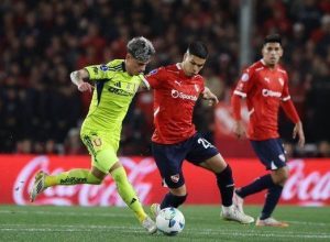 conmebol-elimina-independiente-apos-confusao-na-sul-americana;-la-u-avanca