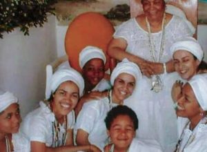 lula-lamenta-morte-de-mae-carmen:-“liderou-terreiro-com-muito-amor”