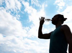 recuperacao-pos-carnaval:-especialista-da-dicas-para-cuidar-do-corpo