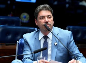 pl-oficializa-wilder-morais-ao-governo-de-goias-e-afasta-alianca-com-caiado