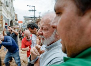 lula-visita-areas-de-juiz-de-fora-e-uba-afetadas-por-fortes-chuvas-em-minas