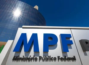 corregedoria-do-mpf-orienta-procuradores-a-nao-curtirem-nem-compartilharem-conteudos-politicos