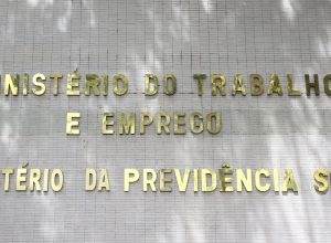 medicos-peritos-do-inss-voltam-ao-trabalho-nesta-segunda-feira
