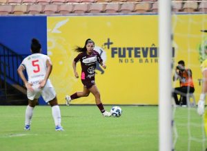 br-feminino:-ferroviaria-vence-3b-da-amazonia-e-retoma-lideranca