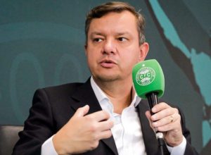 coritiba:-entenda-por-que-ex-presidentes-renunciaram-em-conselho