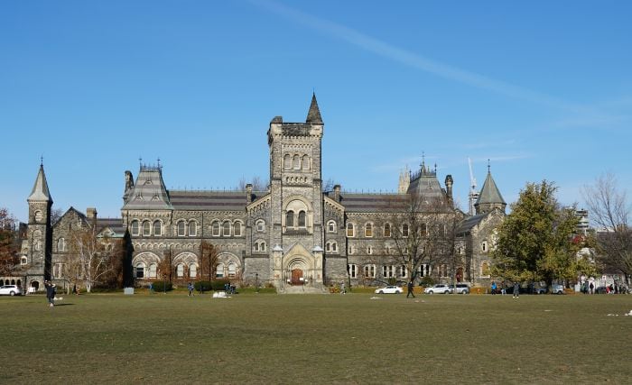 bolsas-para-graduacao-na-universidade-de-toronto,-canada