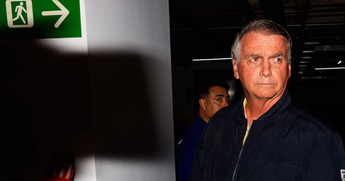trump-cre-que-bolsonaro-‘esta-sob-ataque-de-um-sistema-judicial-armado’,-diz-casa-branca-a-cnn