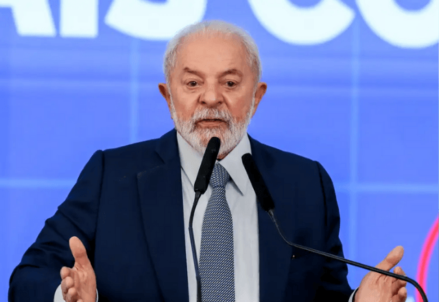 sbt-noticias:-lula-pede-que-trump-deixe-“divergencia-de-lado”-e-aceite-negociar-tarifas