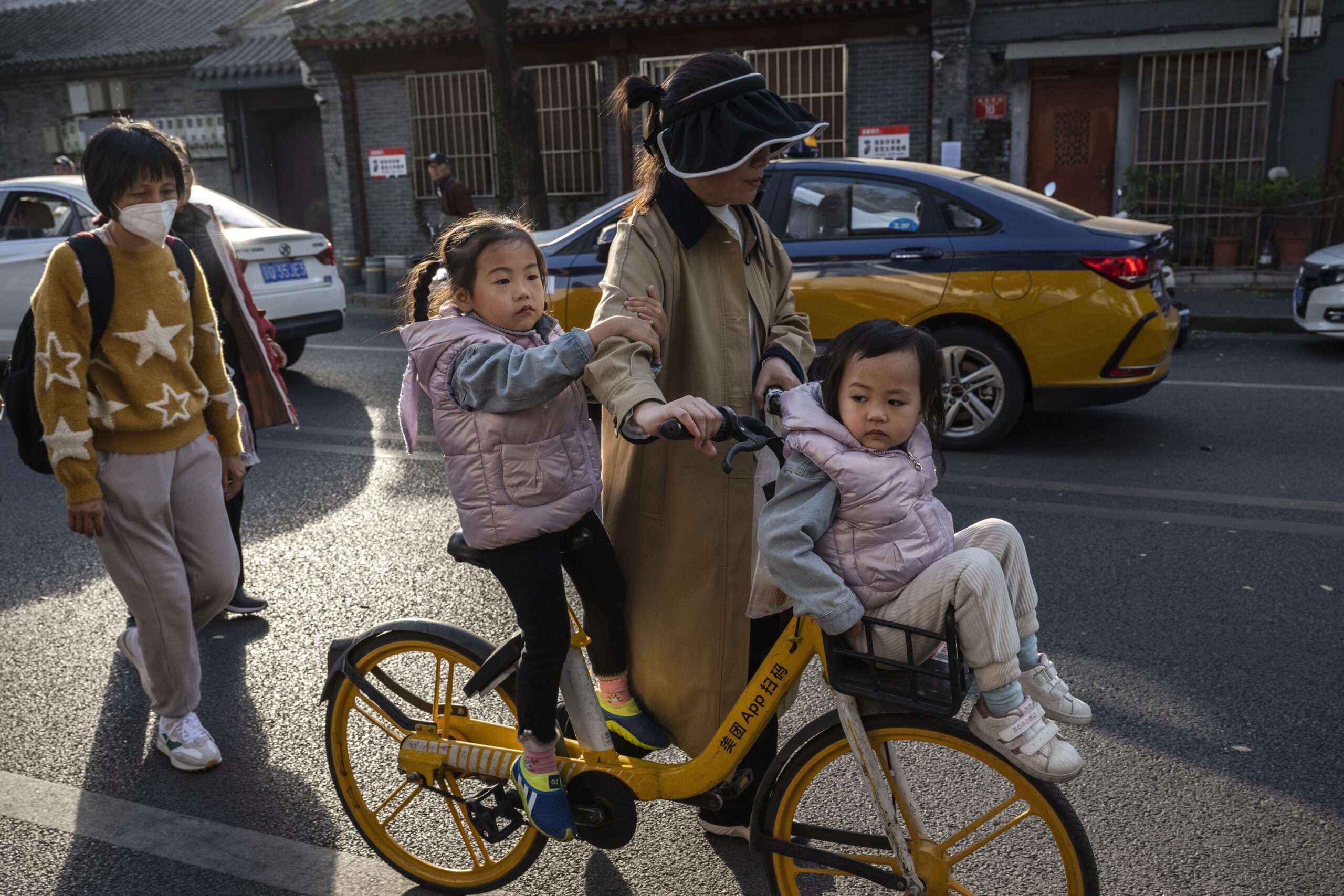 apos-anos-de-repressao,-china-oferece-auxilio-para-incentivar-nascimentos