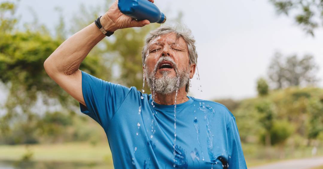 o-novo-fator-que-envelhece-o-corpo-tanto-quanto-beber-e-fumar-–-e-a-que-todos-estamos-expostos