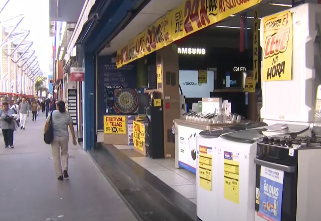 faturamento-do-varejo-cai-1,4%-em-agosto-e-setor-sente-impacto-da-inflacao