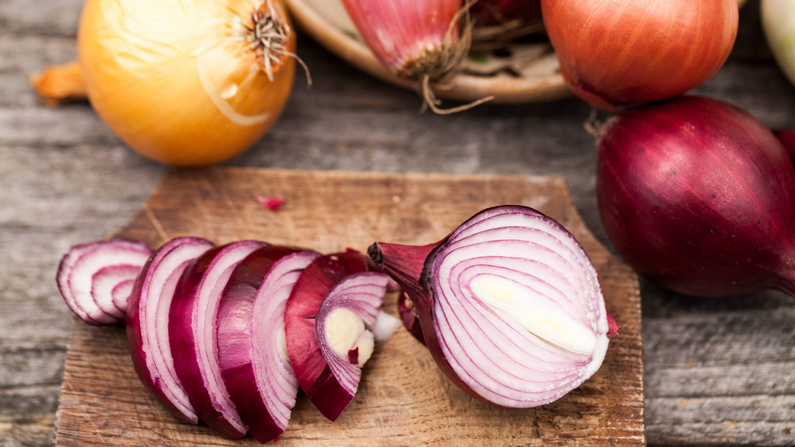 cebola-roxa-e-mais-saudavel-que-a-branca.-mito-ou-fato?