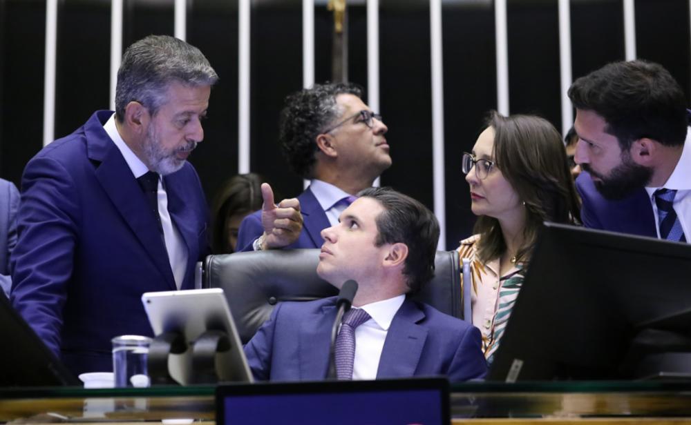 sem-votos-contrarios,-camara-aprova-reforma-do-imposto-de-renda