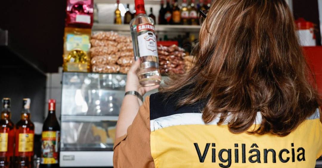 metanol-em-bebida:-numero-de-notificacoes-sobe-para-59,-diz-ministro-da-saude