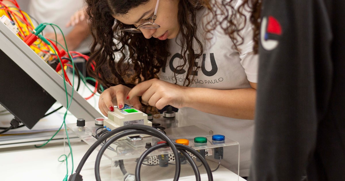 como-sao-os-novos-cursos-tecnicos-com-foco-em-ia:-‘solucionar-problemas-reais-do-mercado’