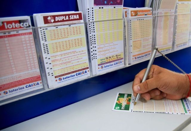 mega-sena-2.967:-premio-acumula-e-chega-a-r$-130-milhoes;-veja-numeros-sorteados