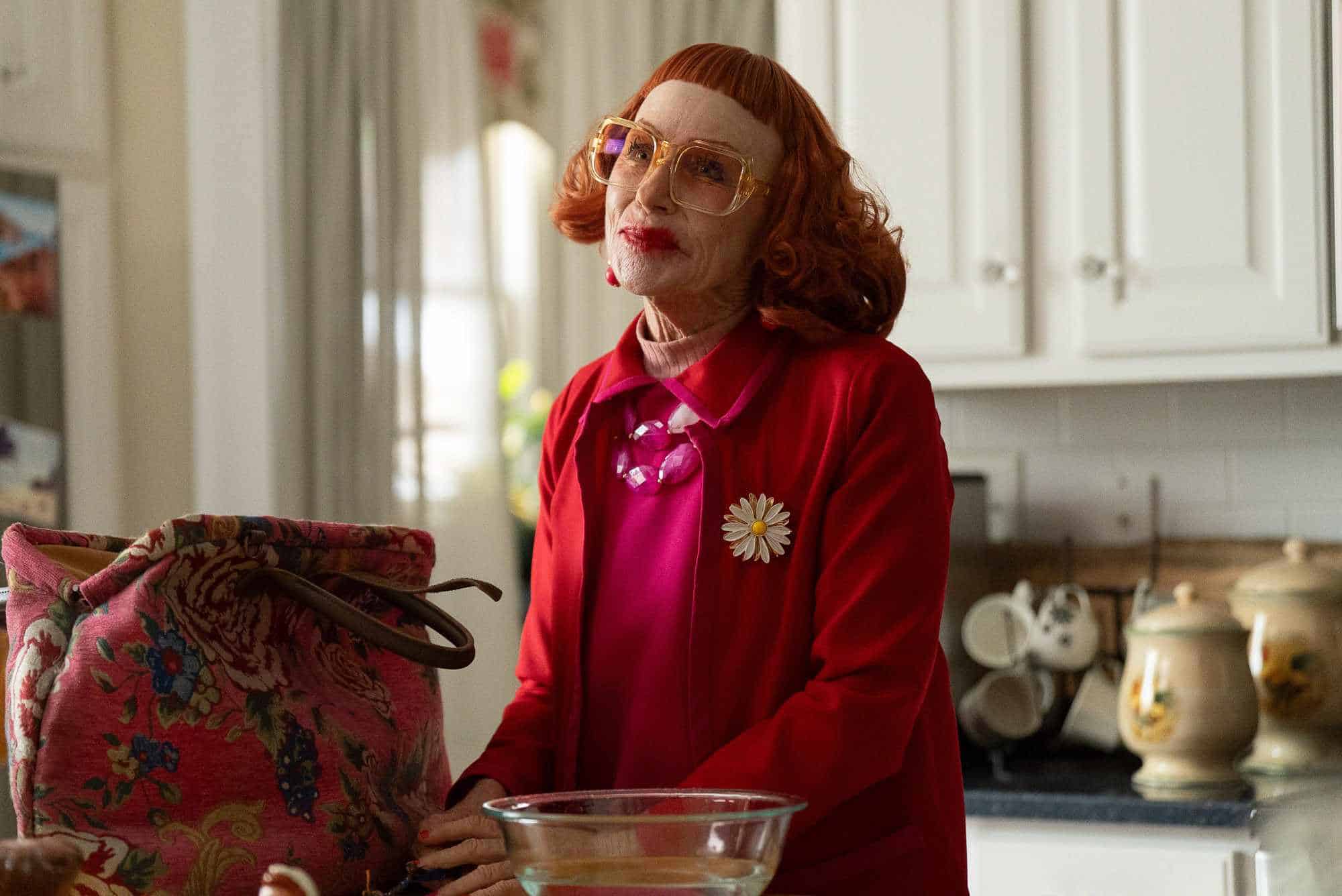 oscar-2026:-amy-madigan-vence-premio-de-melhor-atriz-coadjuvante