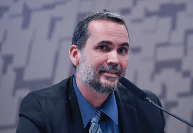 novo-ministro-do-planejamento-renuncia-a-presidencia-do-conselho-da-petrobras