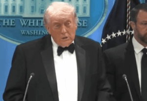 “nao-e-a-primeira-vez-que-tentam-me-matar”,-diz-trump-apos-tiroteio-na-casa-branca