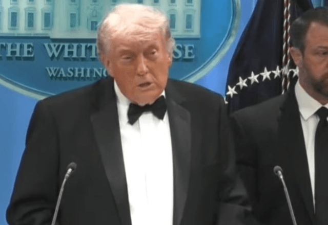 “nao-e-a-primeira-vez-que-tentam-me-matar”,-diz-trump-apos-tiroteio-na-casa-branca