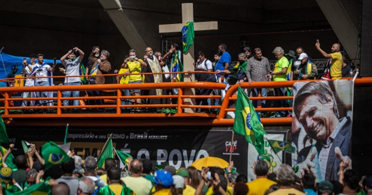 direita-ocupa-a-paulista-no-1o-de-maio-e-disputa-espaco-com-atos-da-esquerda-em-ano-eleitoral