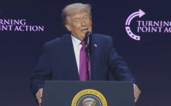 trump-volta-a-ameacar-cuba-e-afirma-que-eua-“assumirao-o-controle”-do-pais
