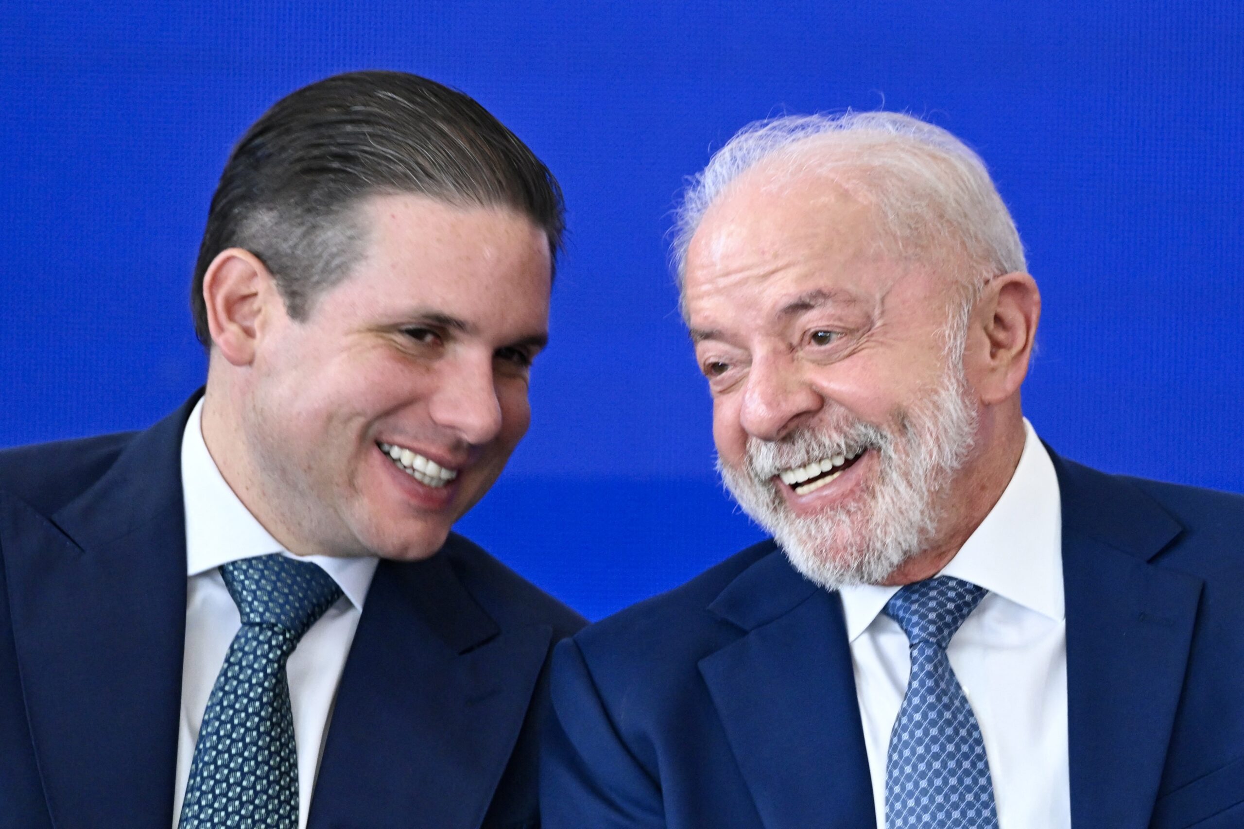 a-aposta-de-motta-sobre-a-tramitacao-de-pec-do-fim-da-escala-6×1-no-senado