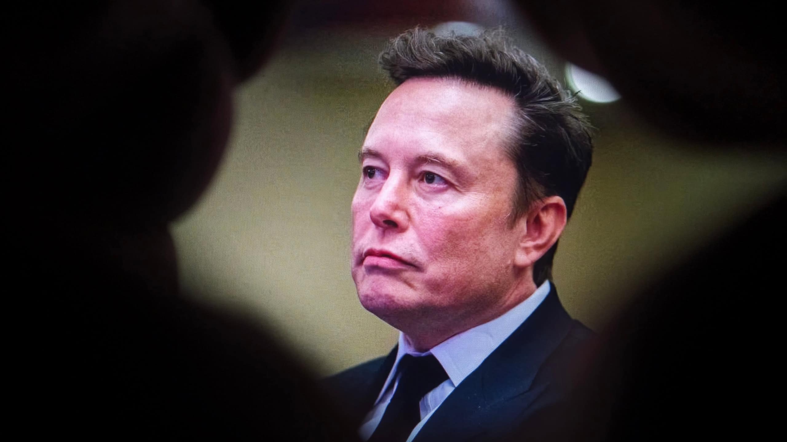 elon-musk-comenta-explosao-da-blue-origin:-“foguetes-sao-dificeis”